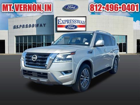Used 2024 Nissan Armada SL image 2