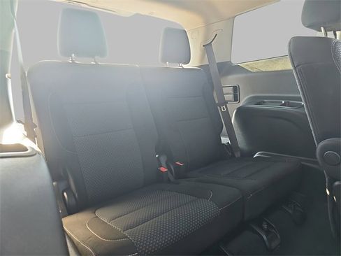 Certified 2023 GMC Acadia SLE image 12