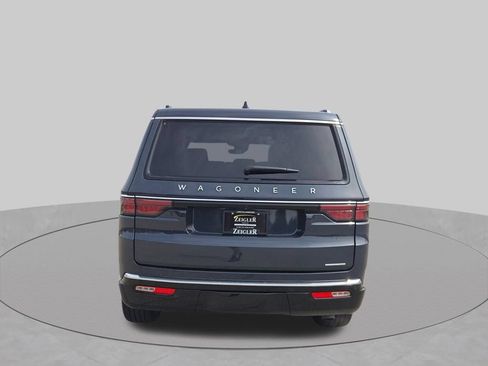 Used 2024 Jeep Wagoneer Series III AWD/4WD image 14
