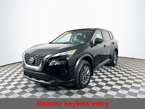 Used 2021 Nissan Rogue S image 6