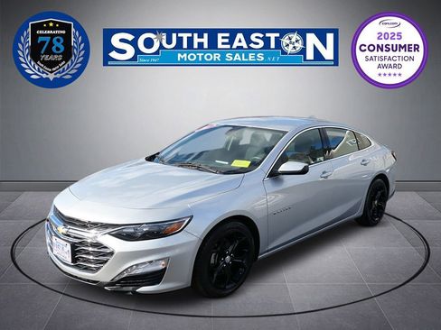 Used 2022 Chevrolet Malibu LT image 1