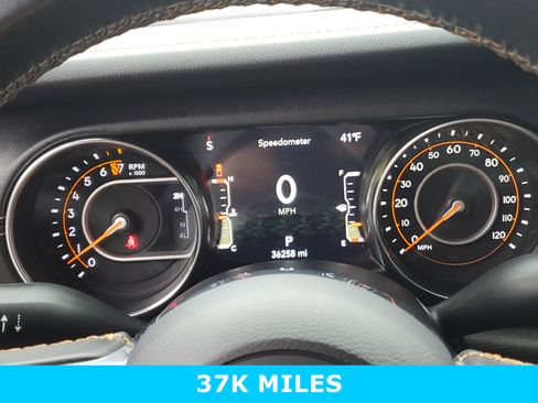 Certified 2022 Jeep Gladiator Overland image 15