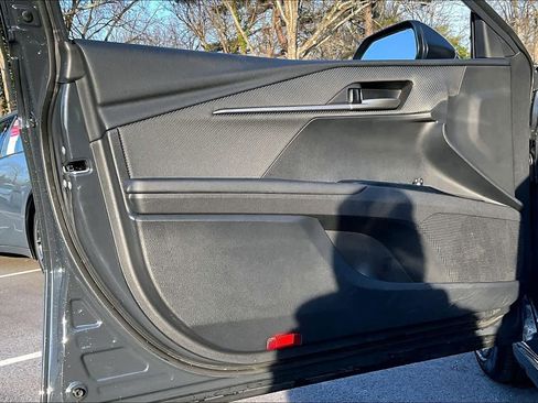 Certified 2025 Toyota Camry SE image 20