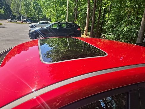 Used 2025 Hyundai Elantra SEL FWD image 5