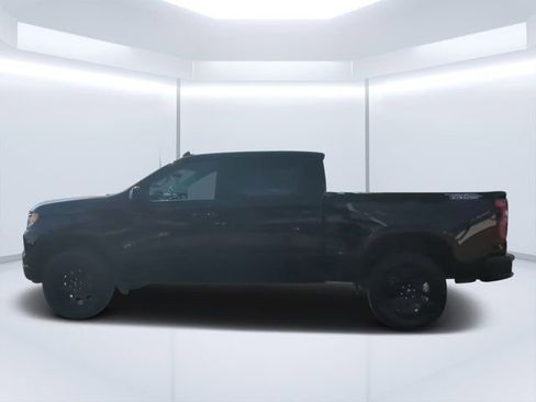 Used 2025 Chevrolet Silverado 1500 LT Trail Boss w/ Convenience Package II image 6