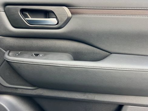 New 2026 Nissan Armada SL image 22