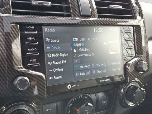 Used 2022 Toyota 4Runner SR5 Premium w/ Moonroof Package image 19