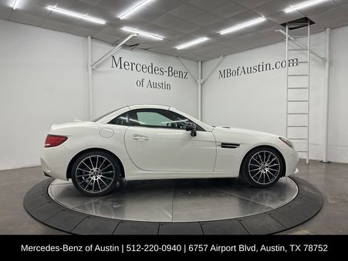 Certified 2020 Mercedes-Benz SLC 300 SLC 300 image 9