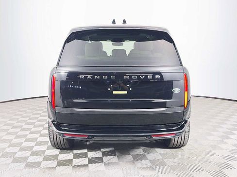 Used 2023 Land Rover Range Rover SE AWD/4WD image 6