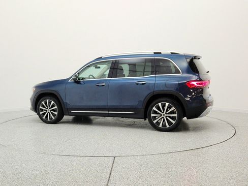 Used 2022 Mercedes-Benz GLB 250 image 8