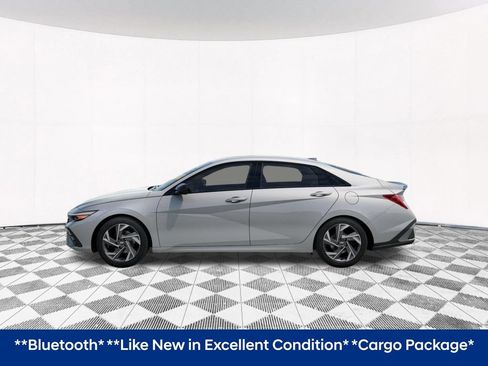 Used 2026 Hyundai Elantra SEL Sport Premium w/ Cargo Package FWD image 5