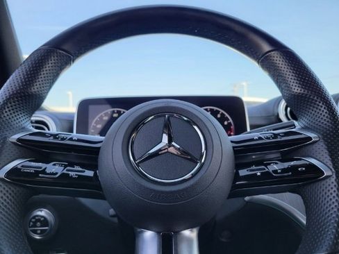 Used 2022 Mercedes-Benz C 300 C 300 image 14