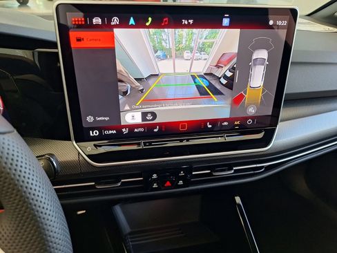New 2026 Volkswagen GTI SE FWD image 24