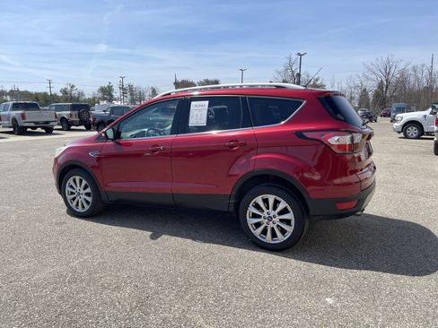 Used 2017 Ford Escape Titanium AWD/4WD image 5