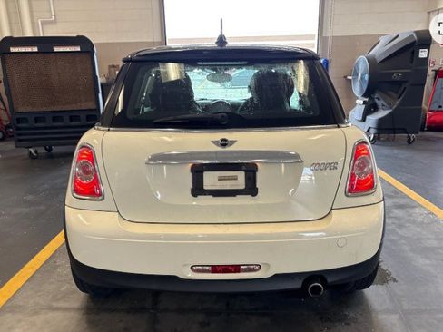 Used 2013 MINI Cooper Hardtop FWD image 4