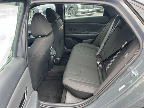 New 2026 Hyundai Elantra SEL Sport Premium FWD image 16