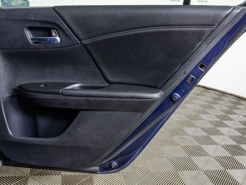 Used 2015 Honda Accord Sport image 41