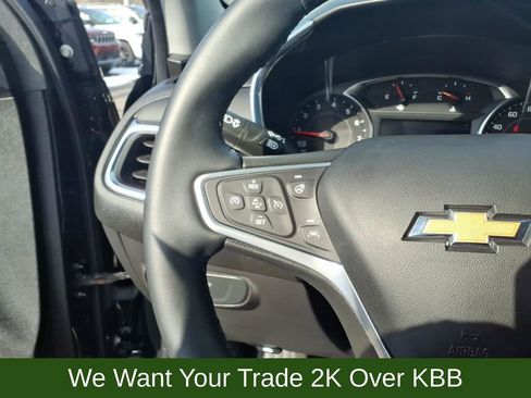 Used 2023 Chevrolet Equinox LT FWD image 18