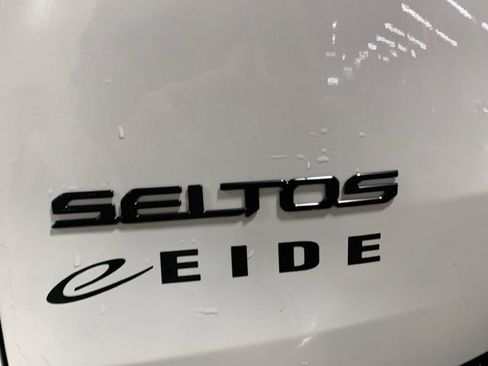 Used 2025 Kia Seltos X-Line image 32
