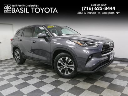 Used 2021 Toyota Highlander XLE
