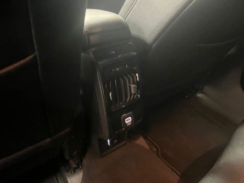 Used 2025 Jeep Compass Limited AWD/4WD image 23