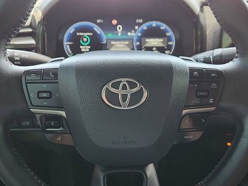 Used 2025 Toyota Camry XSE w/ Premium Package image 24