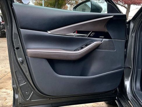 Used 2021 MAZDA CX-30 AWD 2.5 S w/ Premium Package image 26