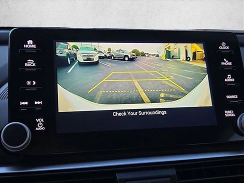 Used 2021 Honda Accord Hybrid image 12
