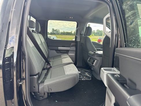 New 2026 Ford F250 XLT w/ XLT Premium Package image 18