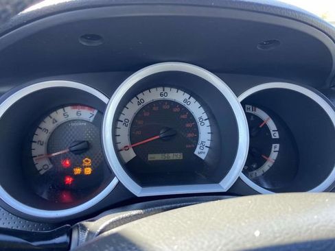 Used 2015 Toyota Tacoma TRD Pro w/ TRD Off-Road Package image 16