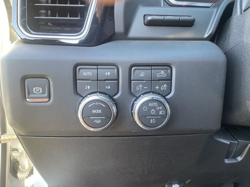 New 2026 GMC Sierra 2500 Denali Ultimate image 11