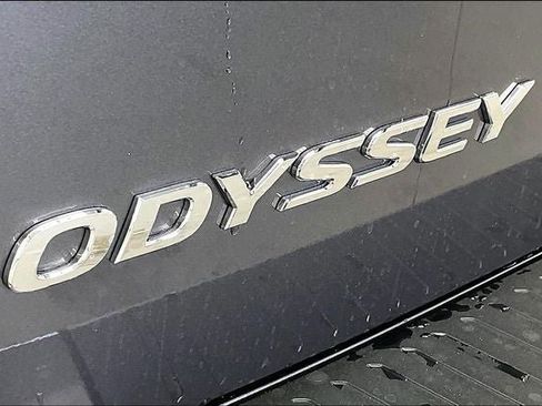 New 2026 Honda Odyssey Touring image 18