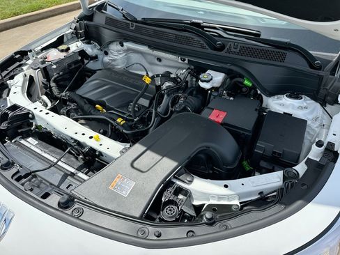 Used 2025 Buick Envista Avenir FWD image 26