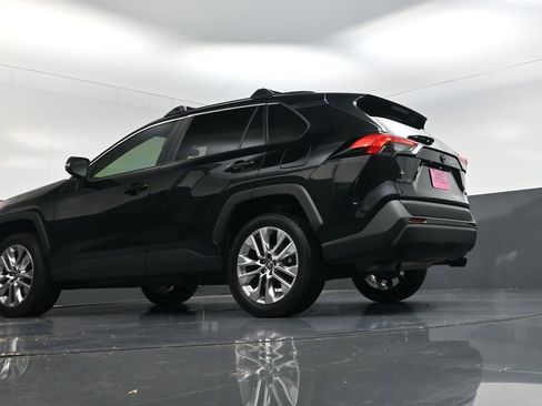 Used 2025 Toyota RAV4 XLE Premium image 15