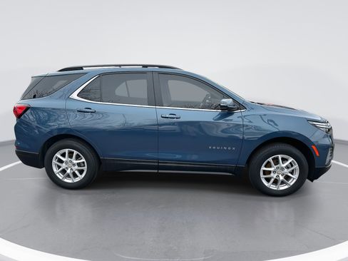 Used 2024 Chevrolet Equinox LT image 4
