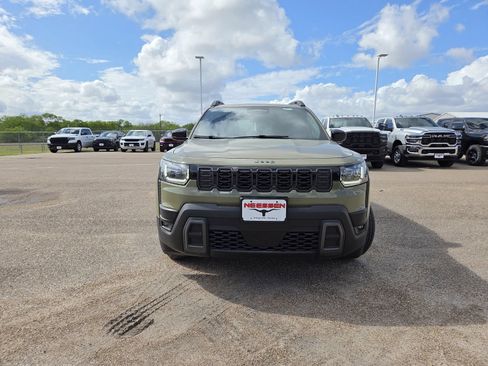 New 2026 Jeep Cherokee Laredo AWD/4WD image 2