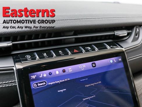 Used 2022 Jeep Grand Cherokee L Limited image 19