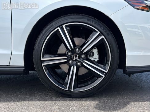 Used 2024 Honda Accord Sport image 10