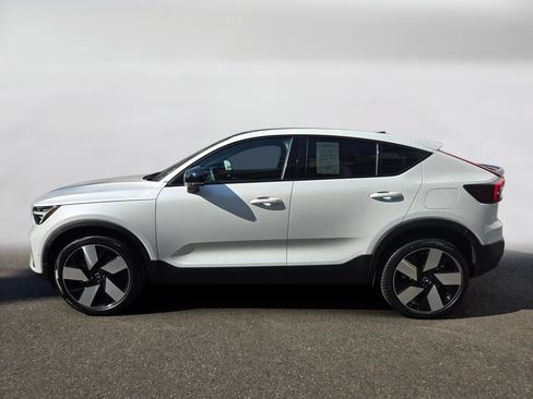 Certified 2023 Volvo C40 P8 Recharge Ultimate AWD/4WD image 2