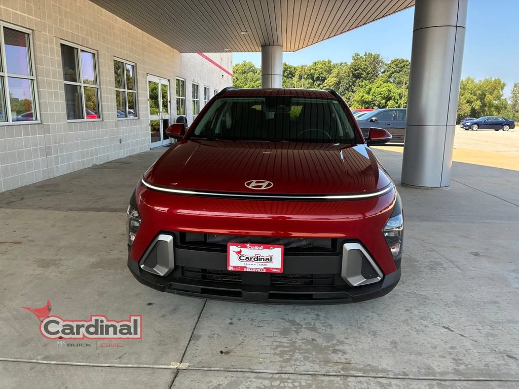 Used 2025 Hyundai Kona SEL FWD image 7