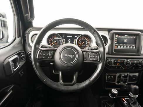 Used 2021 Jeep Wrangler Unlimited Islander image 16