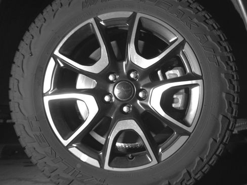 Used 2025 Jeep Compass Trailhawk image 13