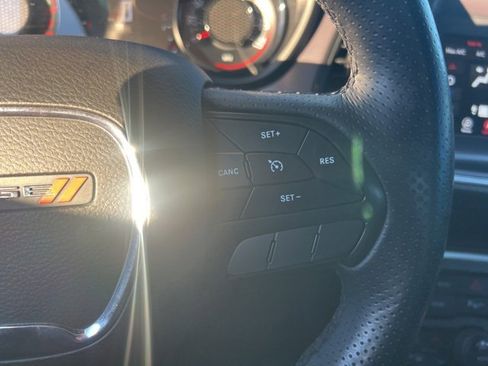 Used 2018 Dodge Challenger R/T w/ Driver Convenience Group image 11