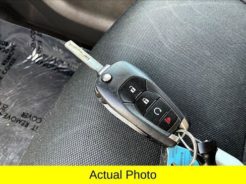 Used 2021 Chevrolet Trax LT image 10