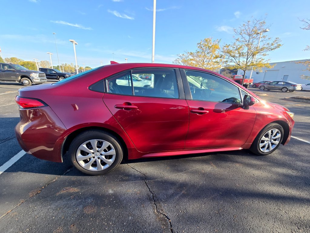 Used 2024 Toyota Corolla LE FWD image 8