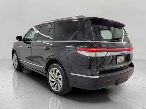 Used 2023 Lincoln Navigator Reserve AWD/4WD image 21
