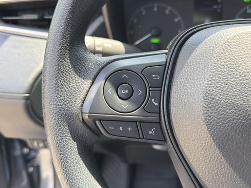 Used 2023 Toyota Corolla Cross S AWD/4WD image 24