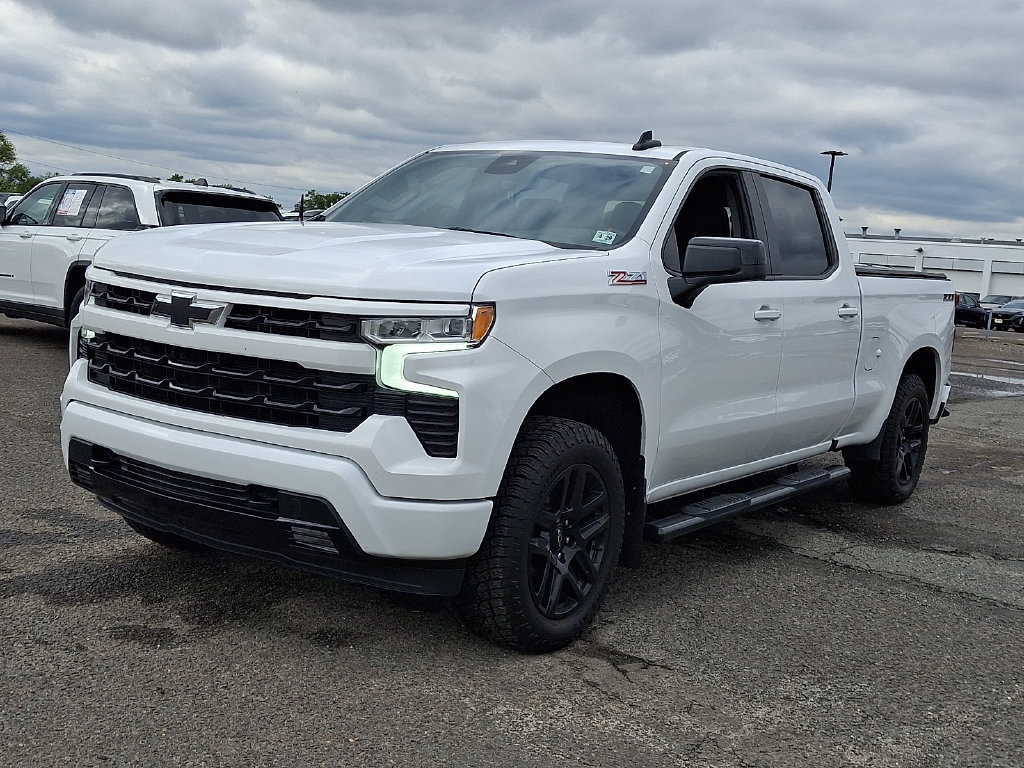 Used 2024 Chevrolet Silverado 1500 RST w/ Convenience Package II AWD/4WD image 5