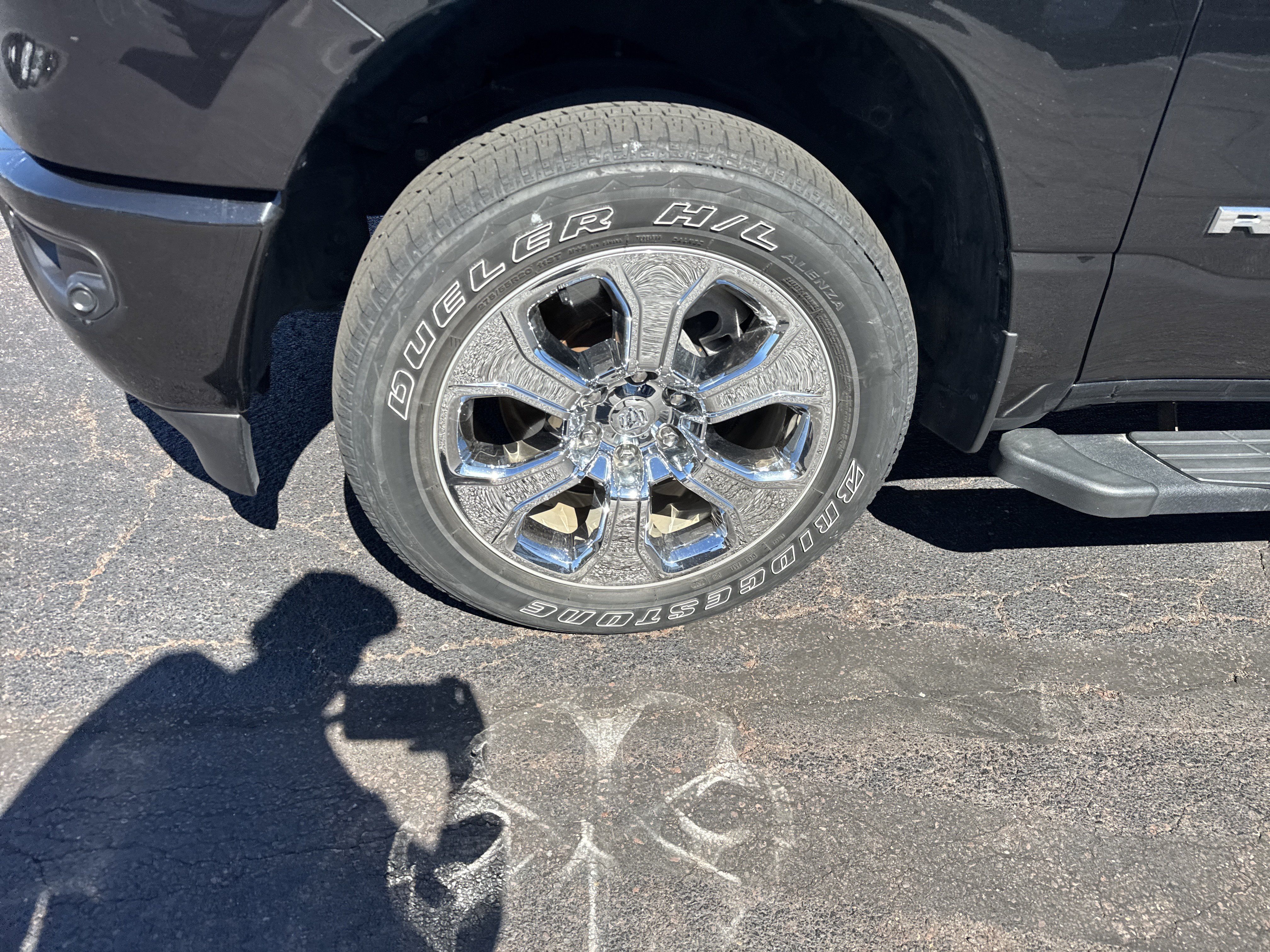 Used 2022 RAM 1500 Big Horn AWD/4WD image 11
