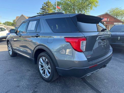 Used 2023 Ford Explorer XLT w/ Equipment Group 202A AWD/4WD image 11